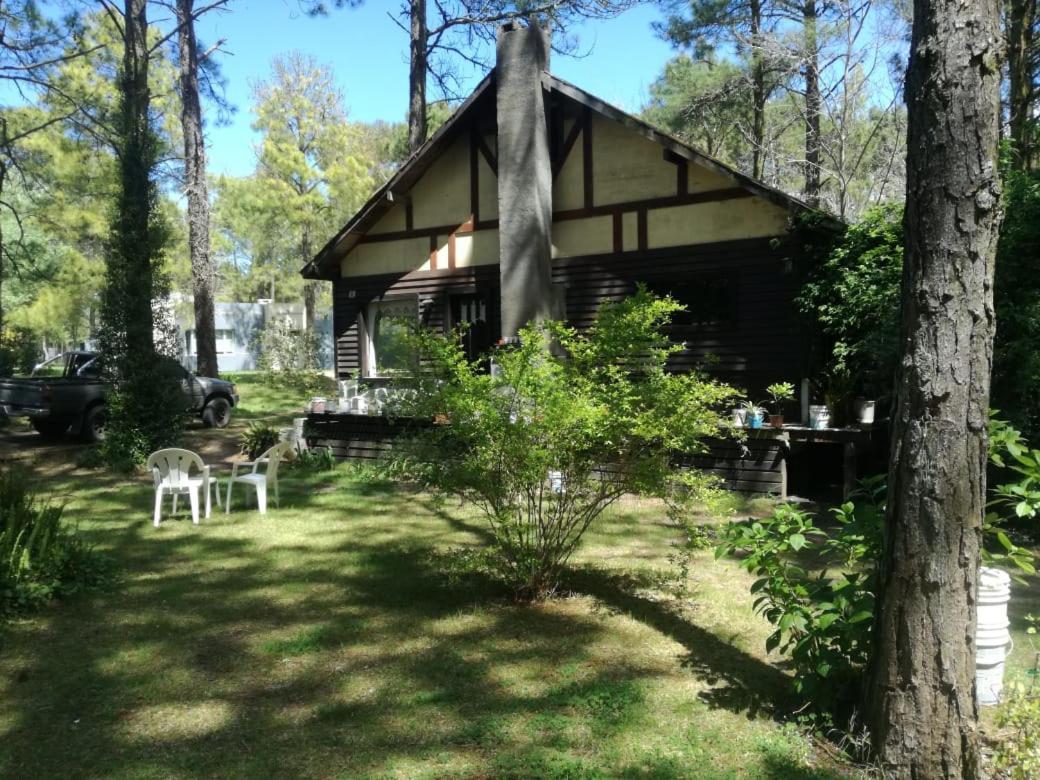 Cabana En Carilo Villa Exterior foto
